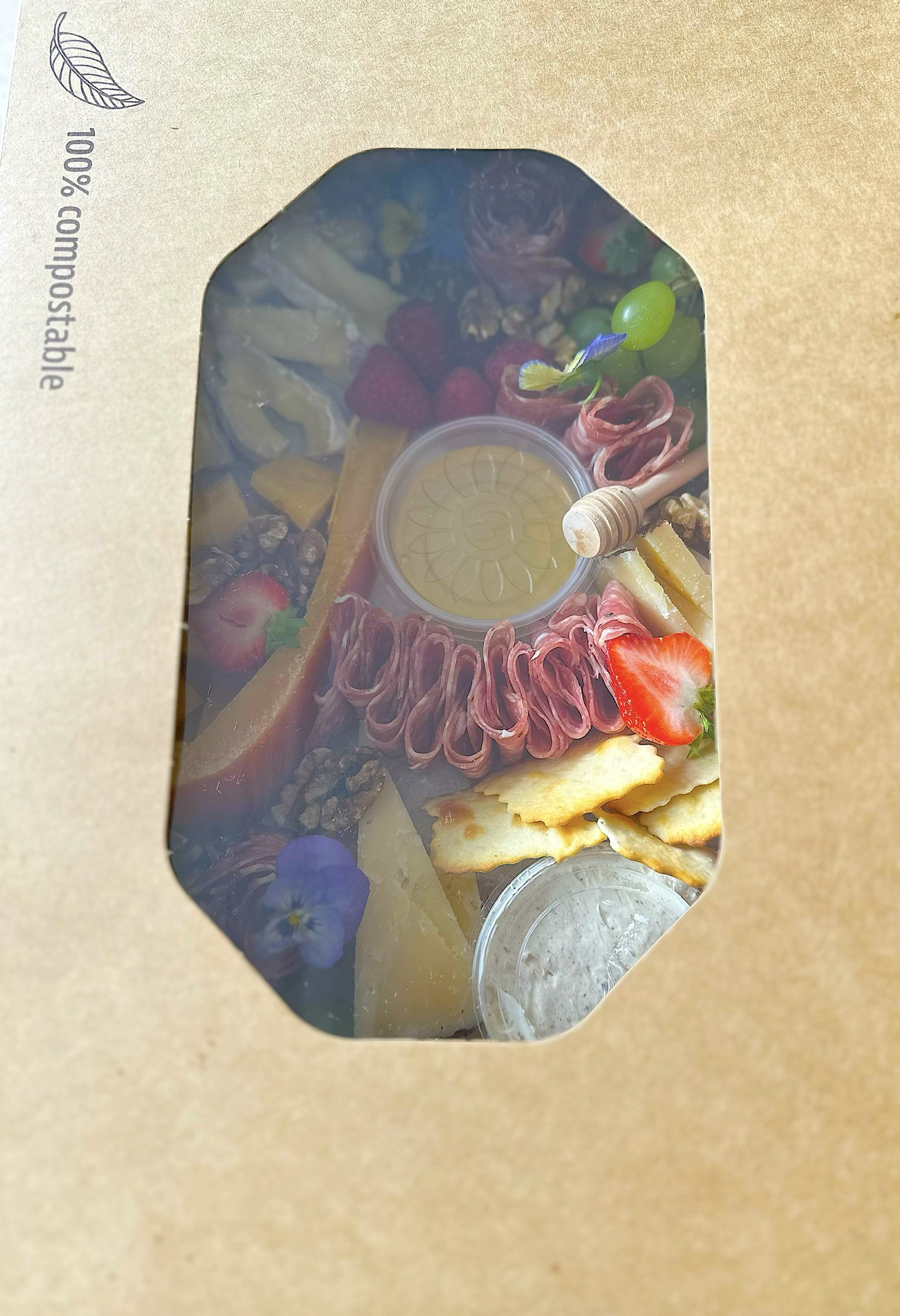 Gesloten borrelbox van Aan Tafel Bij San